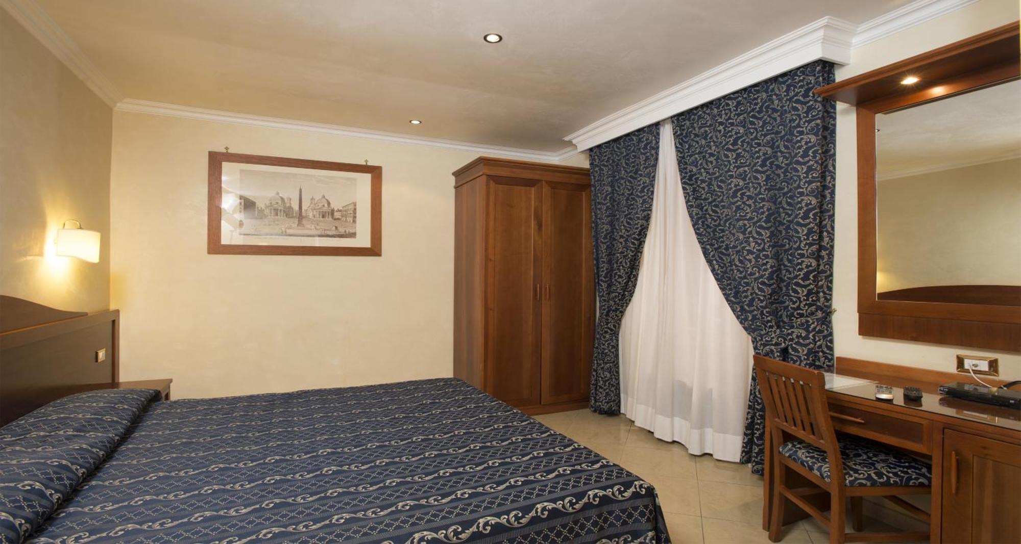 ローマ アドーラスイート B＆B Bed & Breakfast 部屋 写真
